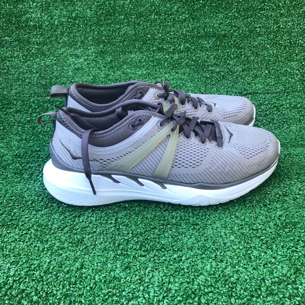 Hoka One One Tivra Light Running shoes Sz 7.5